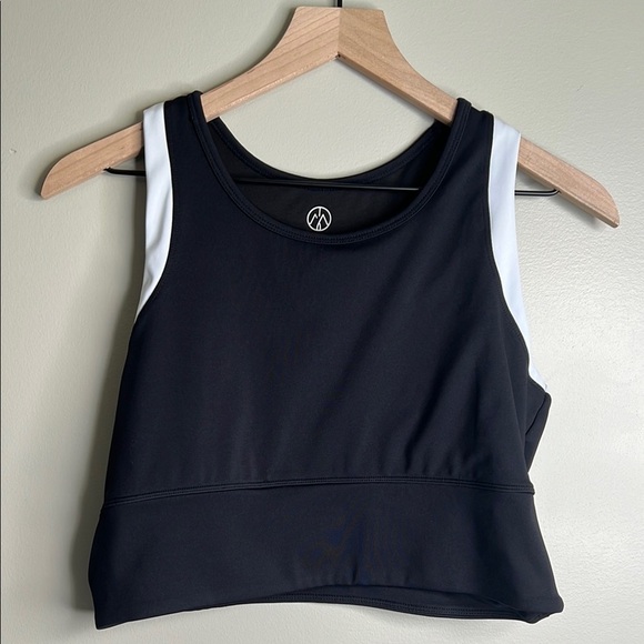 Move Theology Tank Too Black and White Athletic Crop Top XL - Picture 1 of 4